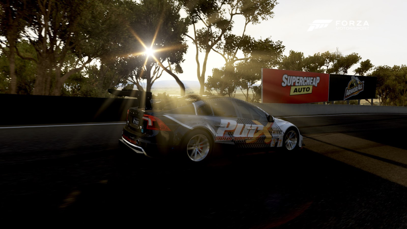 Illustration for article titled TEAM TOURING CARS SERIES FINAL RACE PICS, RESULTS, AND FINAL STANDINGS